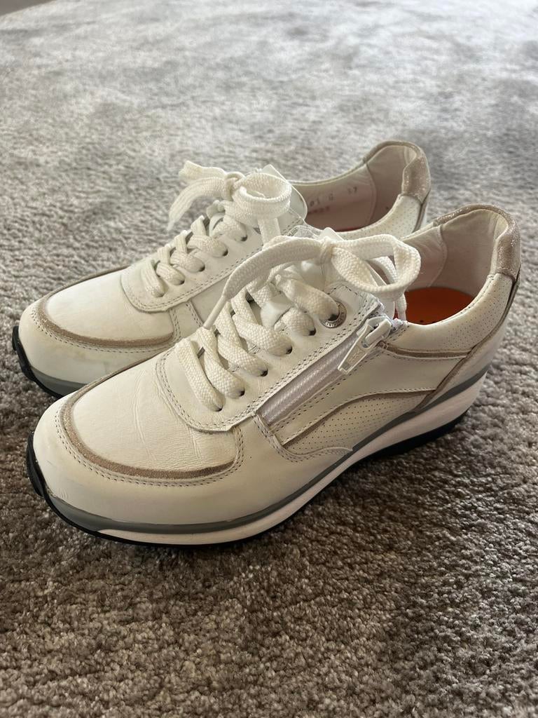 Xsensible stretchwalker maat 37 G, Wit, Ophalen of Verzenden, Sneakers of Gympen, Zo goed als nieuw
