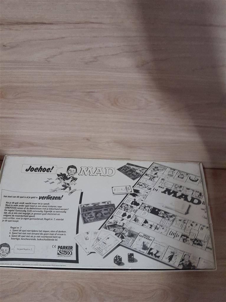 Het mad Spel - parker - s5146, Hobby en Vrije tijd, Gezelschapsspellen | Bordspellen, Ophalen of Verzenden, Zo goed als nieuw