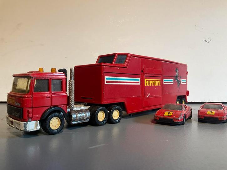 Matchbox Super kings Ferarri transporter, Hobby en Vrije tijd, Modelauto's | 1:50, Gebruikt, Bus of Vrachtwagen, Ophalen of Verzenden