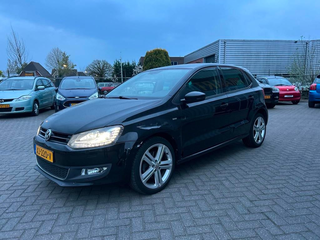 Volkswagen Polo 1.6 TDI Highline | CLIMATE | STOELVERW |, Voorwielaandrijving, Euro 5, Gebruikt, Leder en Stof