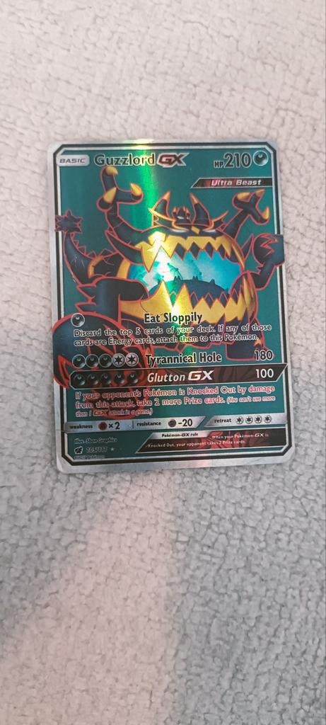 Guzzlord GX 105/111 Pokémon Kaart, Ophalen of Verzenden, Gebruikt, Losse kaart, Foil