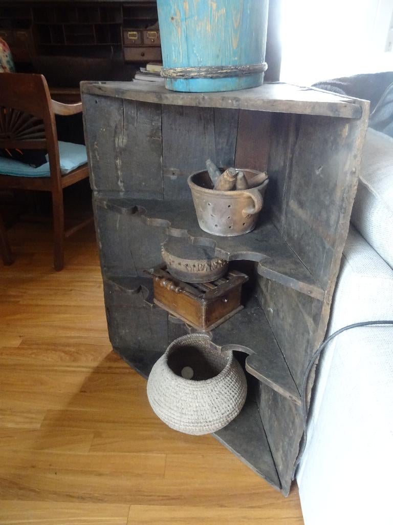 diverse Franse antieke en brocante kasten en kastjes, Ophalen