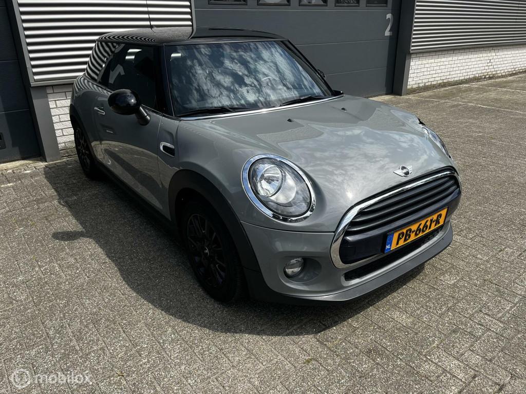 Mini Mini 1.5 Cooper NAVI/CRUISE/PDC, Auto's, Mini, Voorwielaandrijving, Gebruikt, Euro 6, 4 stoelen