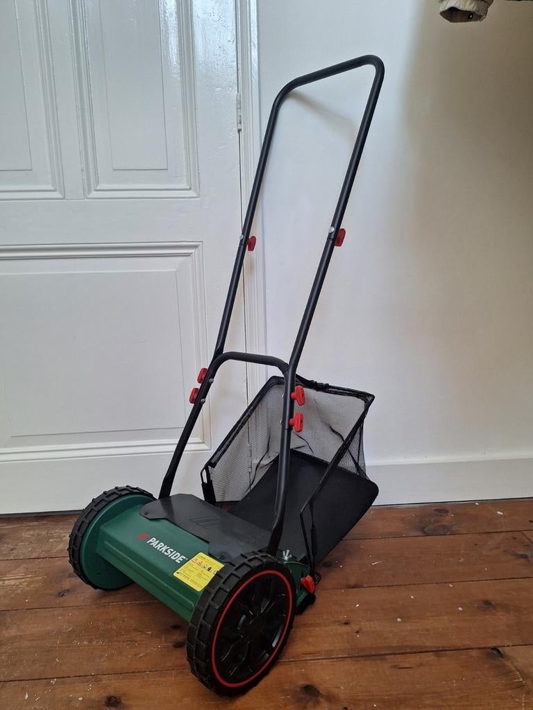 Parkside Handgrasmaaier met opvangzak - 1x gebruikt, Handgrasmaaier, Ophalen of Verzenden, Opvangzak, 30 t/m 39 cm