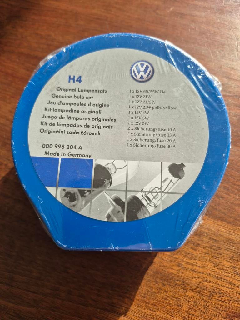 Originele VW H4 Lampenset - Nieuw in verpakking, Ophalen of Verzenden, Nieuw, Volkswagen