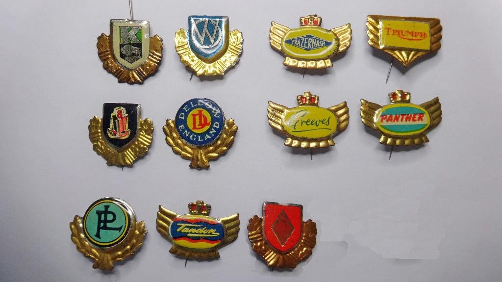 Motor-car en Motor-Cycle speldjes 11 stuks, Verzamelen, Speldjes, Pins en Buttons, Ophalen of Verzenden, Gebruikt, Merk, Speldje of Pin