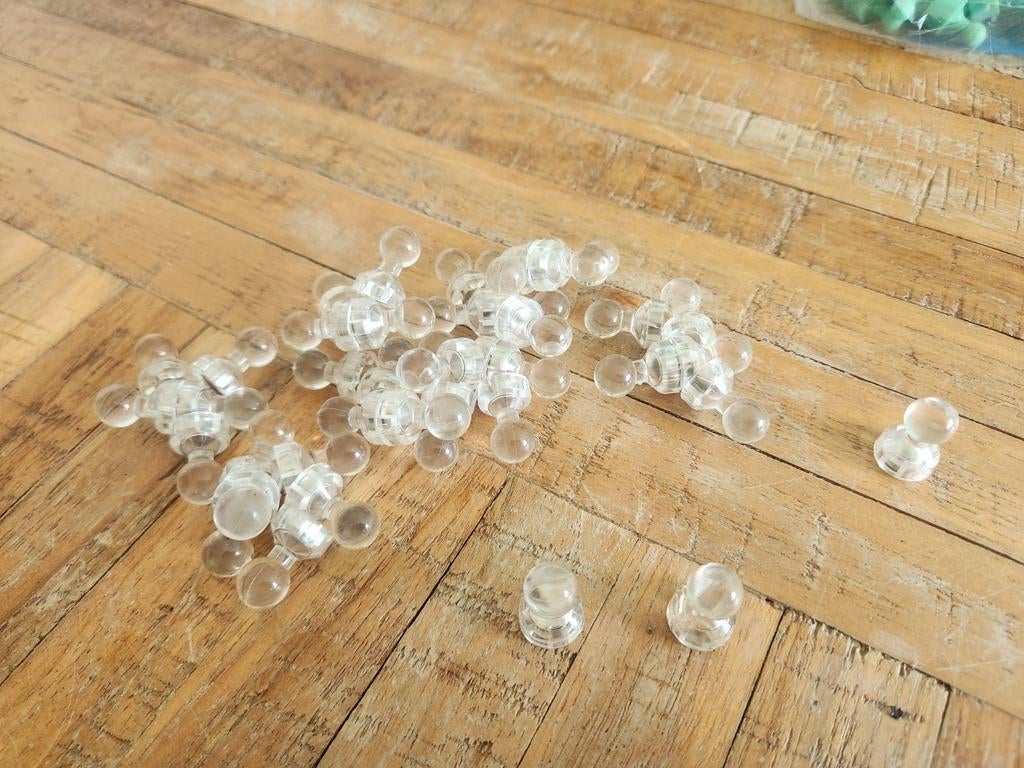 40 magneet pionnen magnetische pushpins magneetjes magneten, Ophalen of Verzenden