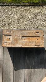 Munitiekist - 1942, Ophalen of Verzenden, Engeland, Boek of Tijdschrift