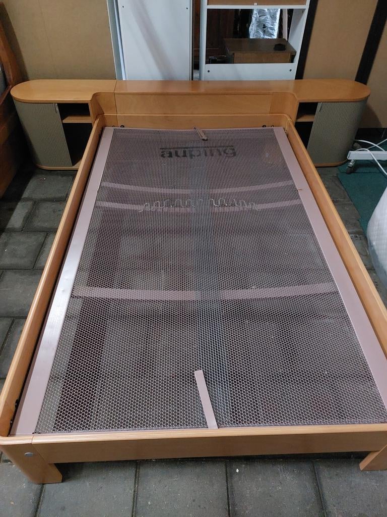 Auping Auronde 120x200 elektrisch verstelbaar met nachtkastj, Huis en Inrichting, Slaapkamer | Bedden, Overige kleuren, Ophalen of Verzenden
