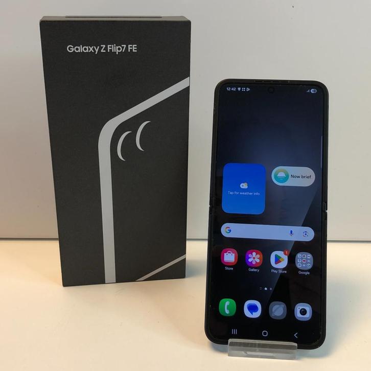 Samsung Galaxy Z Flip 7 FE 256GB Zwart | Nette staat, Telecommunicatie, Mobiele telefoons | Samsung, Zo goed als nieuw