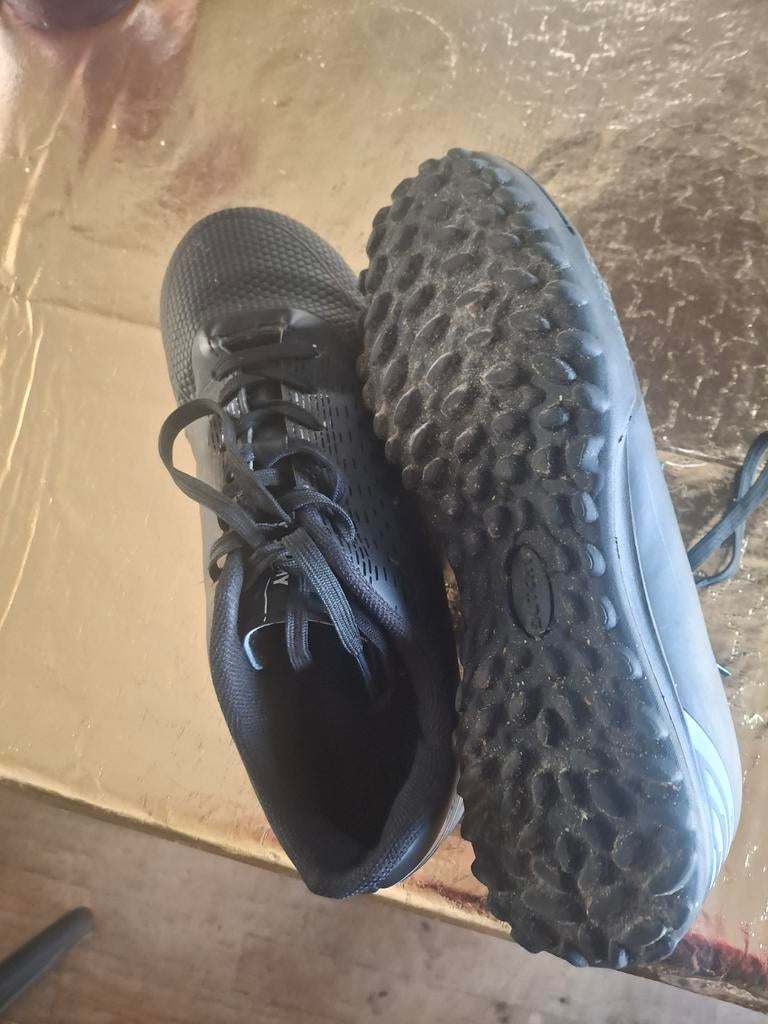 Korfbalschoenen voor buiten . Maat 38, Sport en Fitness, Korfbal, Ophalen of Verzenden, Schoenen