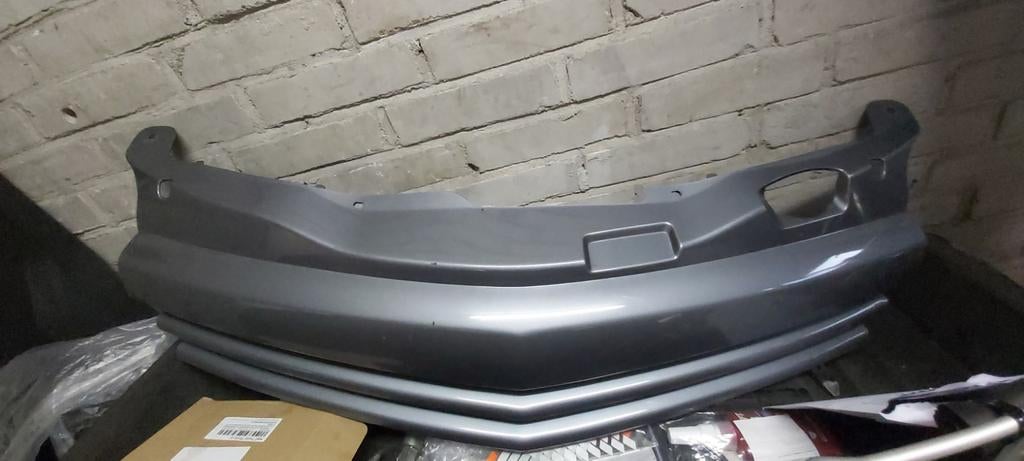 Opel Astra H GTC Grill Embleemloos. Klr z163 4AU, Auto-onderdelen, Ophalen, Voor, Opel, Bumper