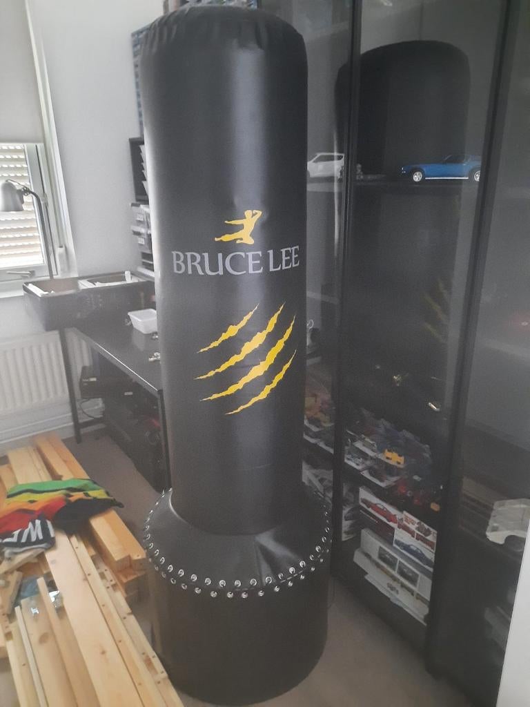 Bruce lee bokspaal, Ophalen of Verzenden, Zo goed als nieuw, Bokszak