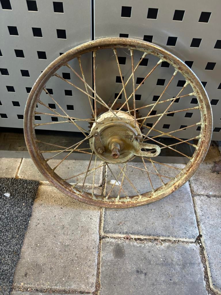 Ducati 48 TS / Cadet achterwiel, Ophalen of Verzenden, Zo goed als nieuw, Overige typen, Overige merken