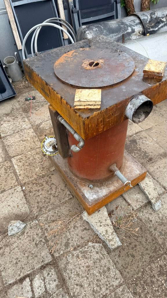 Houtkachel met warmtewisselaar - Robuust en Efficiënt, Ophalen, Gebruikt, Houtkachel, Vrijstaand