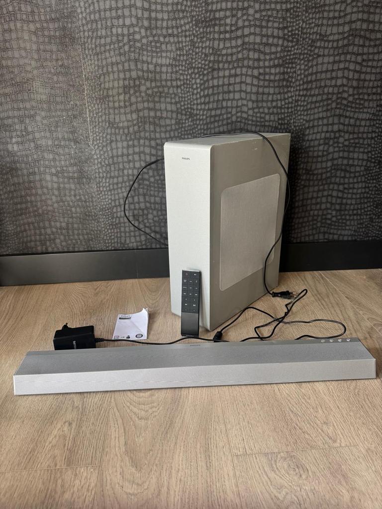 Philips soundbar met draadloze subwoofer, Ophalen, Bluetooth, Zo goed als nieuw