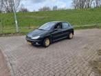 Peugeot 206 1.4 5D 2003 Zwart, Auto's, Peugeot, Voorwielaandrijving, Metallic lak, 4 cilinders, Zwart