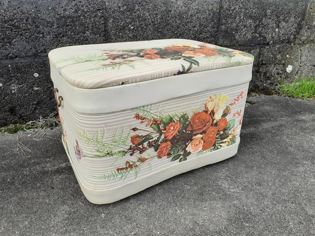 Poef '60s ( Retro/Vintage/Design ), Ophalen, Gebruikt, Rechthoekig, Minder dan 50 cm