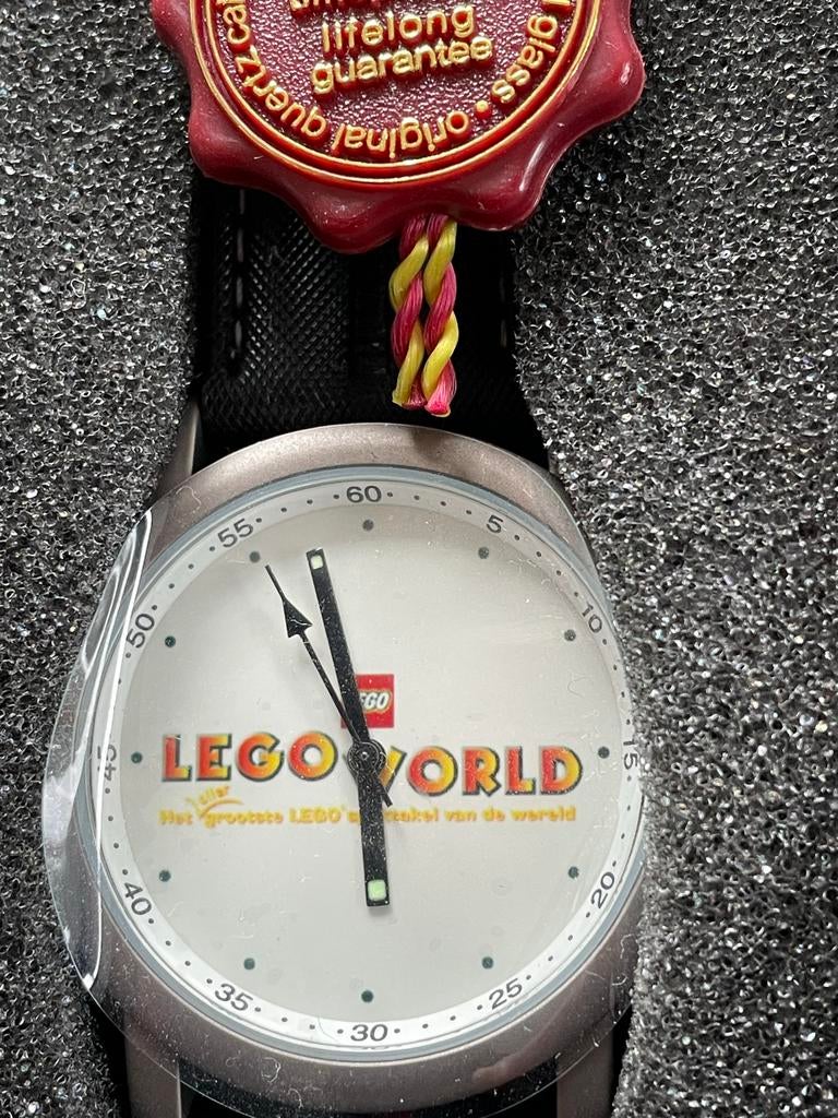 Ongebruikt WMC Legoworld horloge - Uniek verzamelobject, Ophalen of Verzenden, Nieuw, Complete set, Lego