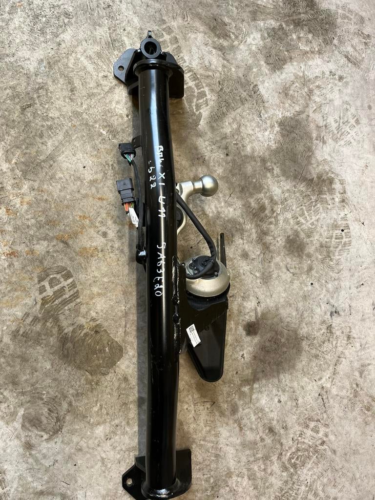 Elektrische wegklapbare zwenkbare trekhaak BMW X1 U11., Auto-onderdelen, Ophalen of Verzenden, Nieuw