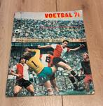 Voetbal 71 - Nieuwe Revu - Ajax / Feyenoord / PSV, Ophalen of Verzenden, Gebruikt, Overige binnenlandse clubs, Boek of Tijdschrift