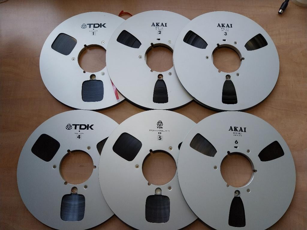 Akai + TDK 26cm spoelen met nw banden, Audio, Tv en Foto, Bandrecorders, Ophalen of Verzenden, Bandrecorder, Met banden