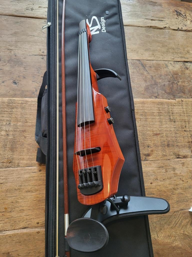 Elektrische viool NS Design WAV 4, Ophalen of Verzenden, Zo goed als nieuw, 4/4-viool