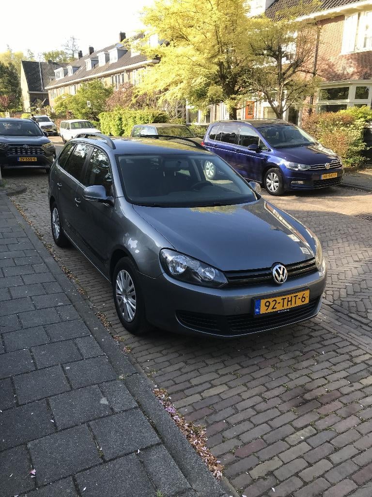Volkswagen Golf Variant 1.6 TDI 77KW  Blue Motion 2012 Grijs, Auto's, Volkswagen, Particulier, Golf, ABS, Airbags, Airconditioning