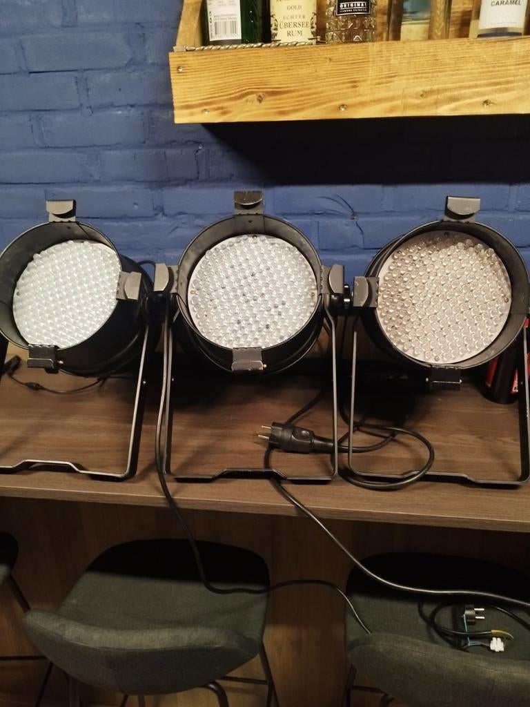 6x American DJ LED DMX Discolampen - Geluidgestuurd, Ophalen, Gebruikt, Licht, Geluidgestuurd