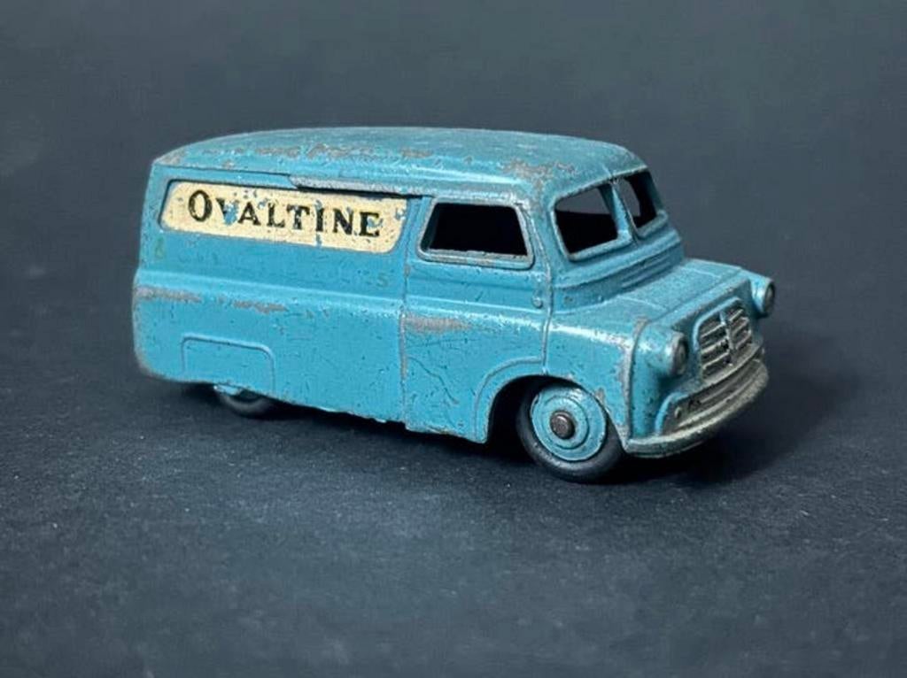 Dinky Toys - Bedford Ovaltine Van, No. 481, Ophalen of Verzenden, Zo goed als nieuw, Bus of Vrachtwagen, Dinky Toys