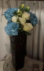 Vazen met nieuwe kunstbloemen p/s, Huis en Inrichting, Woonaccessoires | Zuilen en Pilaren, Ophalen of Verzenden, Zo goed als nieuw