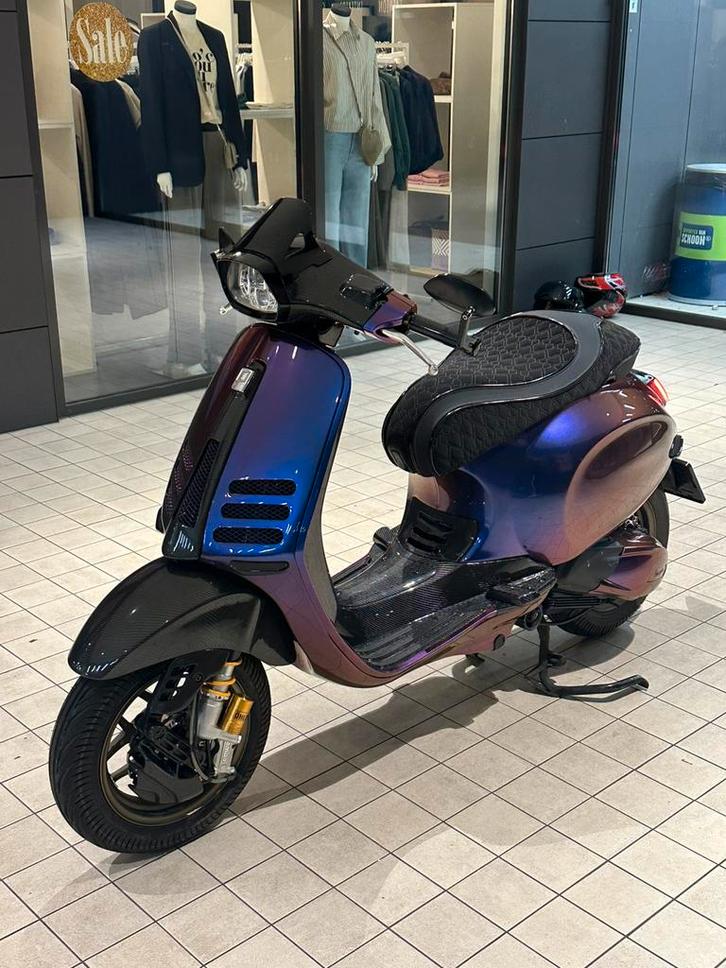 Vespa sprint 300cc, Fietsen en Brommers, Brommeronderdelen | Scooters, Zo goed als nieuw, Piaggio, Verzenden