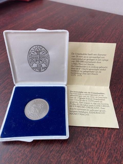 Unie van Utrecht munt, Postzegels en Munten, Munten | Nederland, Ophalen of Verzenden, Koningin Juliana, 2½ gulden, Losse munt