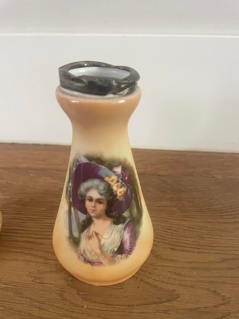 Antieke Porseleinen Portretvazen - Art Nouveau Stijl, Antiek en Kunst, Antiek | Porselein, Ophalen of Verzenden