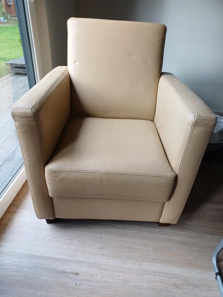Leren fauteuil - Crèmekleurig gratis, Huis en Inrichting, Gebruikt, Ophalen of Verzenden, Leer, 75 tot 100 cm