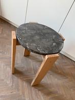 Natuursteen hout bijzettafeltje H&M home - hout marmer, Huis en Inrichting, Tafels | Bijzettafels, Ophalen, Minder dan 55 cm, Rond