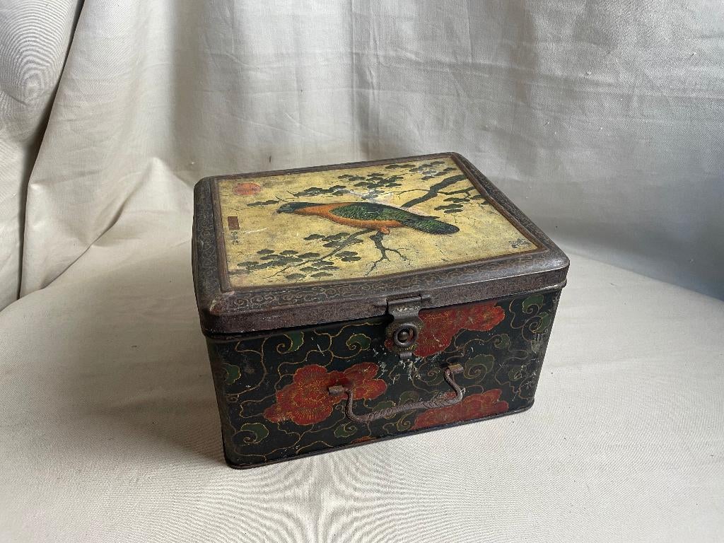 Oude blikken trommel sierblik met Japanse motieven, Verzamelen, Blikken, Ophalen of Verzenden, Gebruikt, Overige, Overige merken