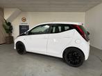 Toyota Aygo 1.0 VVT-i Black&White X-play Airco, Cruise contr, Voorwielaandrijving, Gebruikt, Euro 6, 4 stoelen