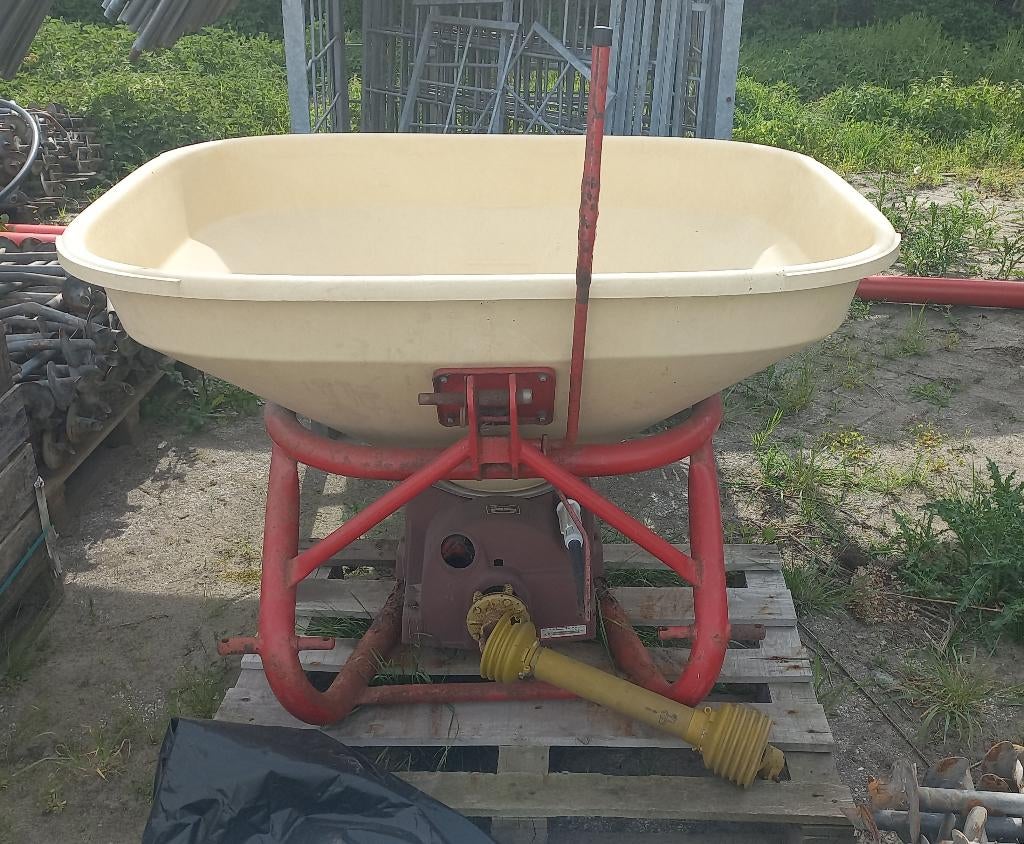 Kunstmest strooier, Ophalen, Gebruikt