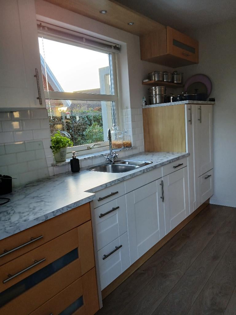 Gratis,keuken, gebroken wit, met kookeiland, Ophalen, Gebruikt, Wit, Overige typen