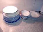 Compleet, nieuw servies! Borden schalen - blauw / wit, Nieuw, Ophalen of Verzenden, Bord(en), Overige stijlen
