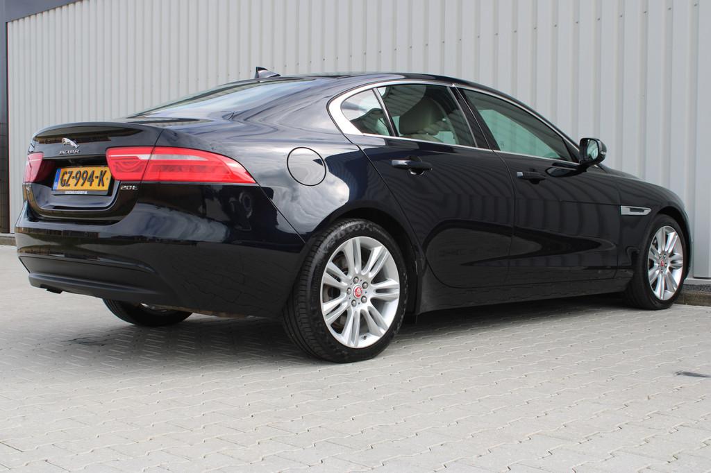 Jaguar XE 2.0 Portfolio | Incl. 12 maanden garantie | Cruise, Auto's, Jaguar, 12 maanden, Achterwielaandrijving, Euro 6, 4 cilinders