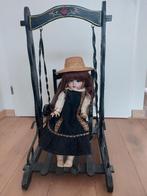 Pop met zonnehoed en schommelstoel, Ophalen, Gebruikt, Pop