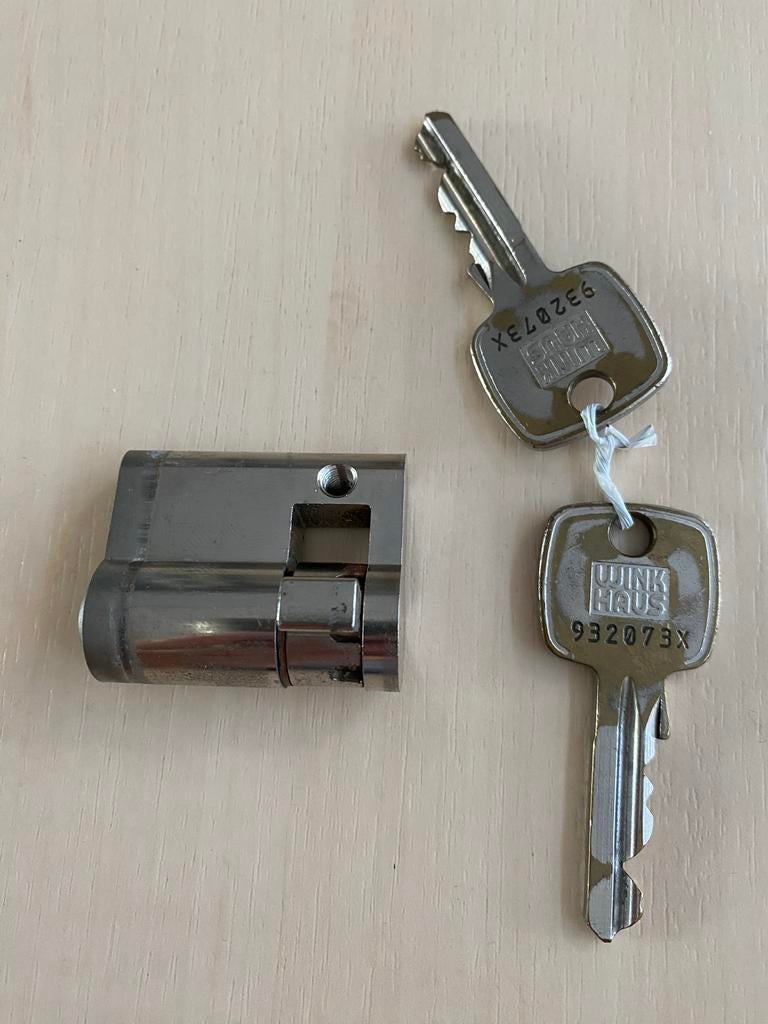 Winkhaus cilinderslot met 2 sleutels, Ophalen of Verzenden, Gebruikt, Overige materialen, Slot