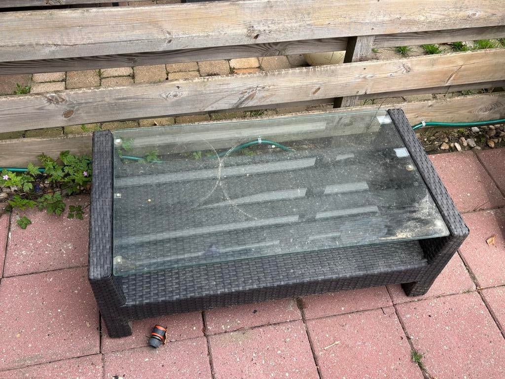 Tuinbank en salontafel van wicker met glasplaat, Tuin en Terras, Tuintafels, Ophalen, Gebruikt, Rechthoekig, Wicker