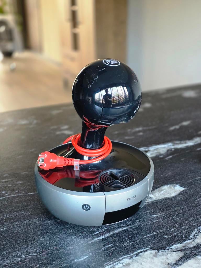 Krups The Drop Nescafé Dolce Gusto - Goed werkend, Ophalen, Gebruikt, Koffiemachine, Koffiepads en cups