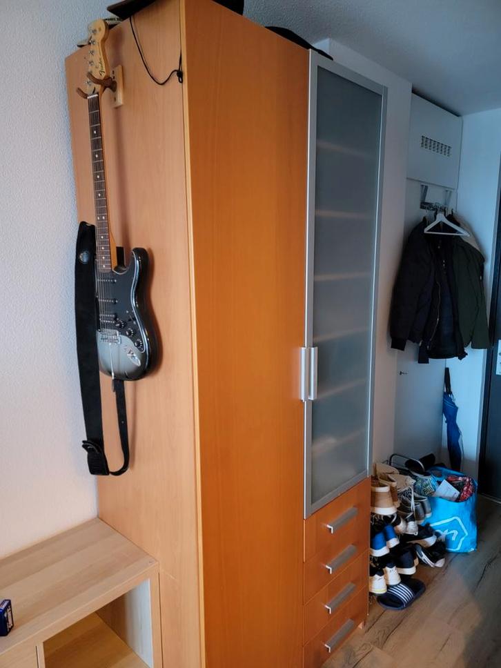 Hoge houten kledingkast (100 x 60 x 235), Huis en Inrichting, Kasten | Kledingkasten, 200 cm of meer, 50 tot 75 cm, Met lade(s)