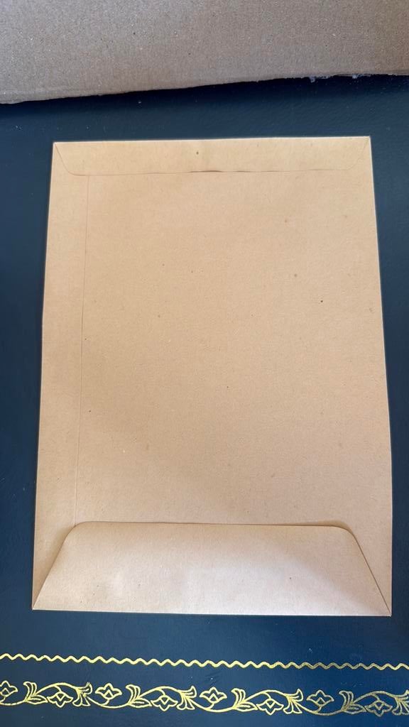 Ruim 600 A5 enveloppen, Ophalen of Verzenden, Zo goed als nieuw