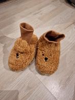 Bruine baby slofjes, Kinderen en Baby's, Babykleding | Schoentjes en Sokjes, Ophalen of Verzenden, Zo goed als nieuw, Jongetje of Meisje