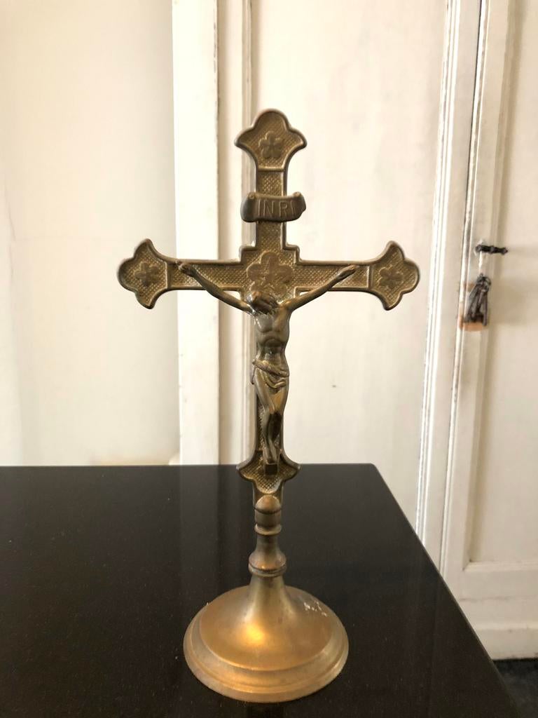 Mooie brocante messing crucifix op voet, Antiek en Kunst, Ophalen of Verzenden